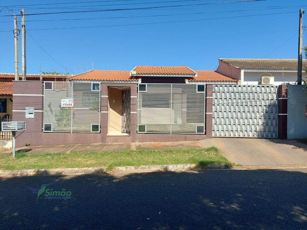 Casa à venda com 2 quartos, 300m² - Foto 1