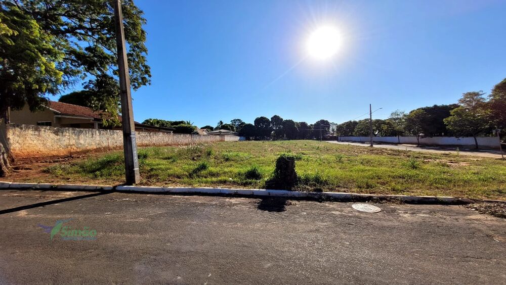 Terreno à venda, 675m² - Foto 2