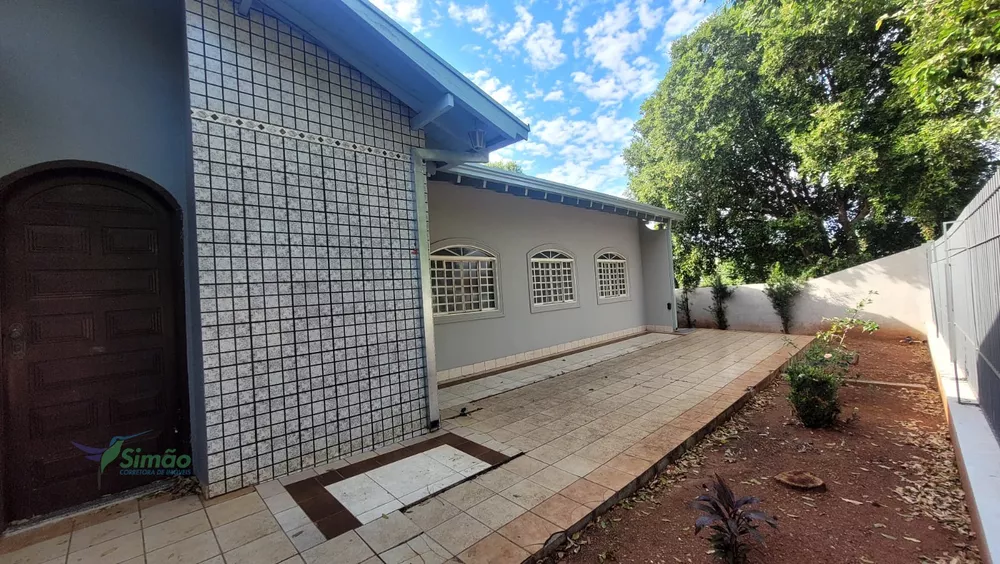 Casa à venda com 3 quartos, 324m² - Foto 5