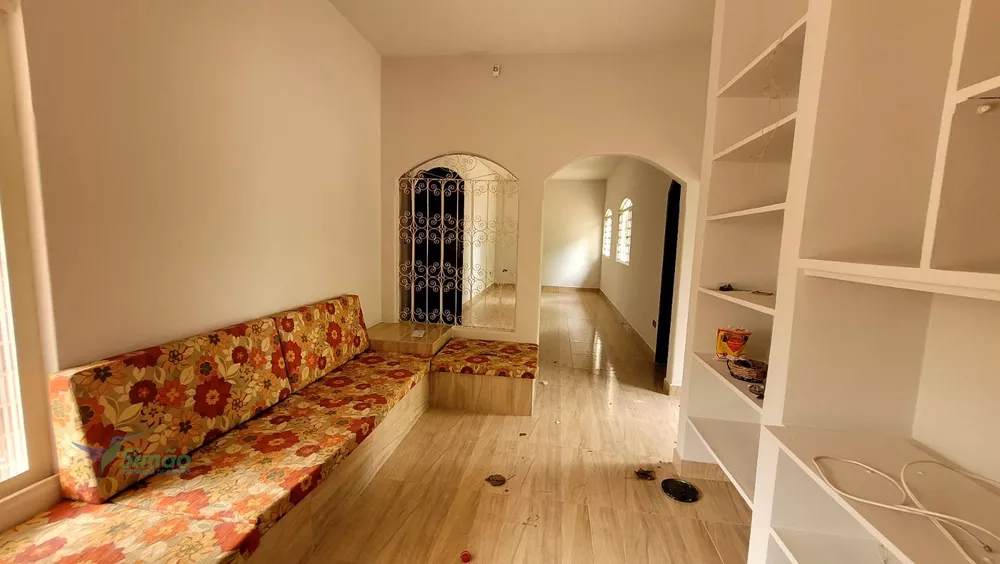 Casa à venda com 3 quartos, 324m² - Foto 11