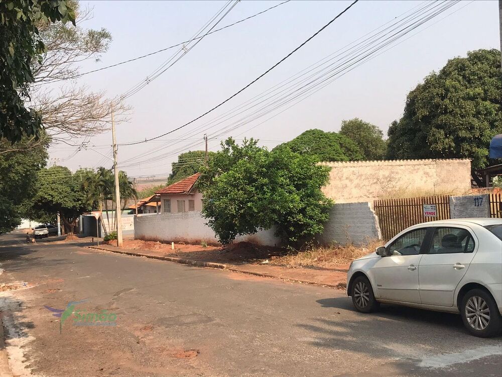 Casa à venda com 2 quartos, 60m² - Foto 2
