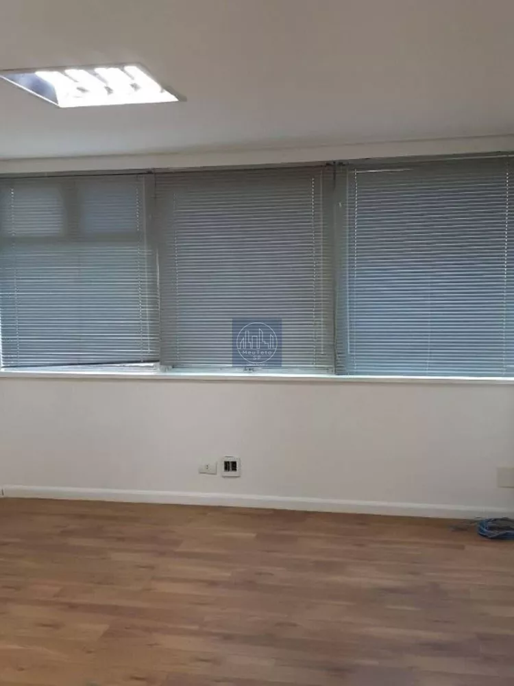 Loja-Salão para alugar com 1 quarto, 204m² - Foto 6