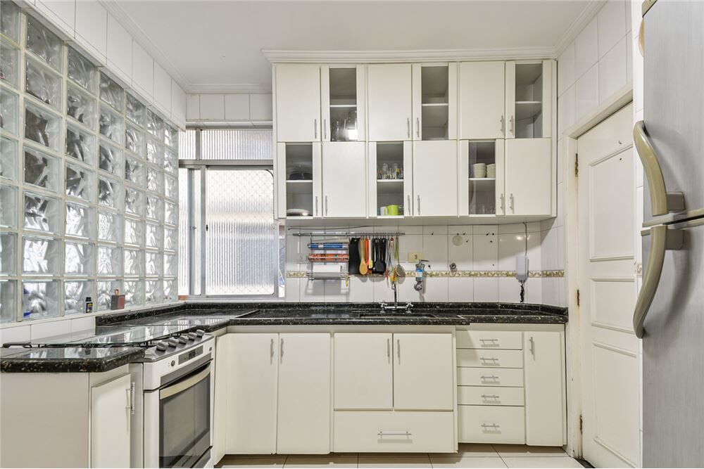 Apartamento à venda com 3 quartos, 113m² - Foto 6