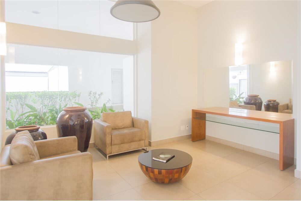 Apartamento à venda com 2 quartos, 69m² - Foto 1