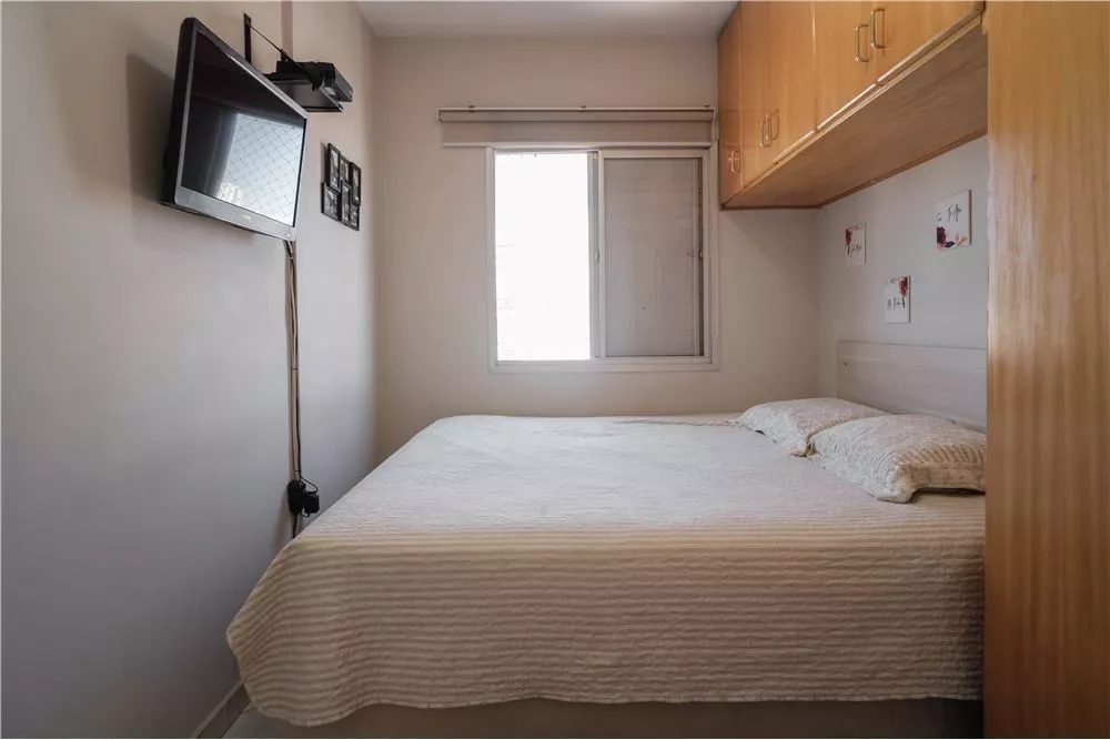 Apartamento à venda com 2 quartos, 57m² - Foto 4