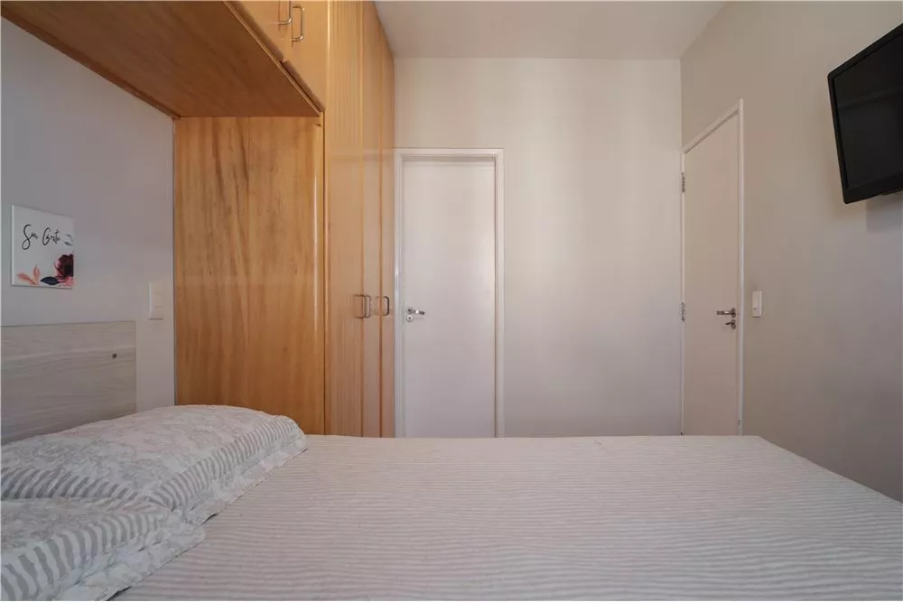 Apartamento à venda com 2 quartos, 57m² - Foto 3