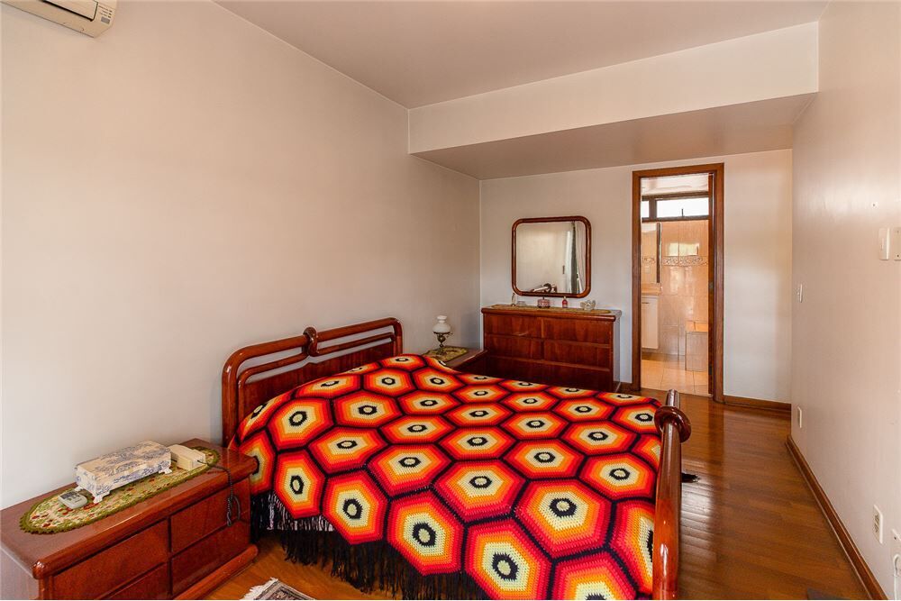 Apartamento, 4 quartos, 214 m² - Foto 2