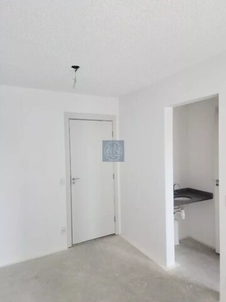 Apartamento à venda com 1 quarto, 31m² - Foto 2