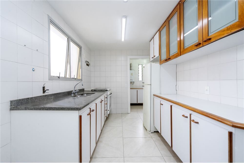 Apartamento, 3 quartos, 131 m² - Foto 1