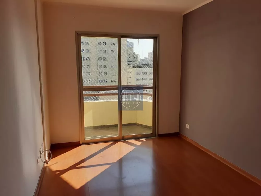 Apartamento à venda com 3 quartos, 74m² - Foto 1