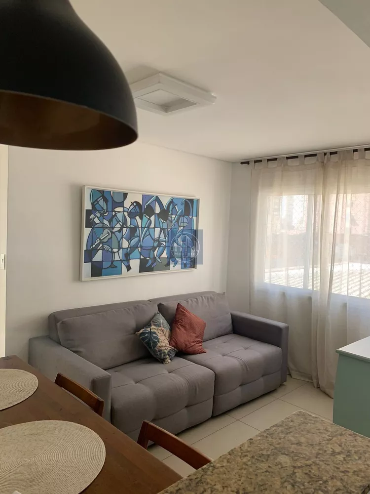 Apartamento à venda com 2 quartos, 69m² - Foto 2