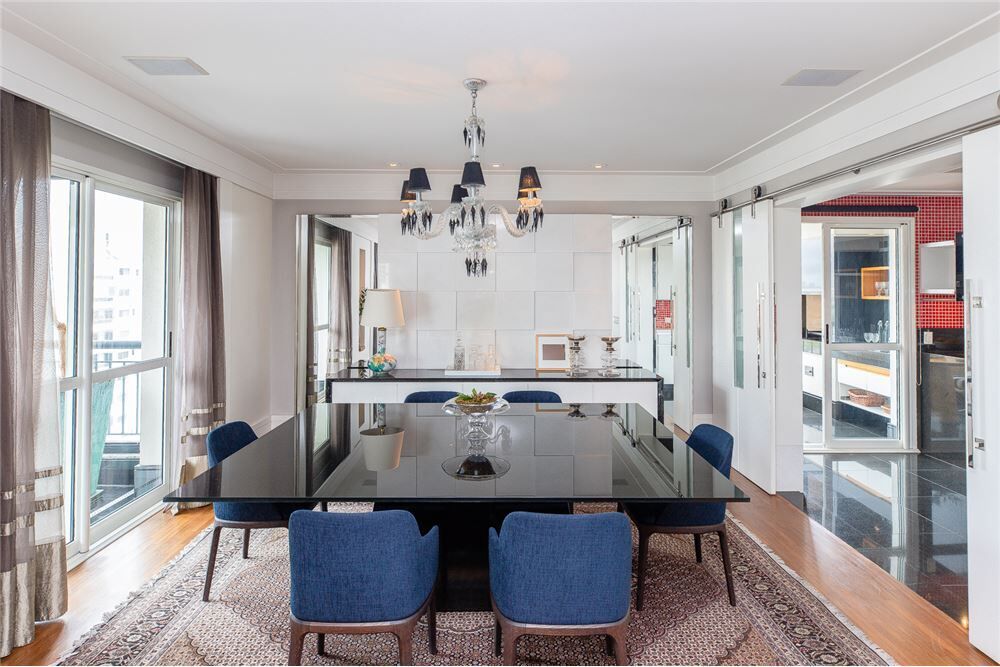 Apartamento à venda com 3 quartos, 300m² - Foto 4