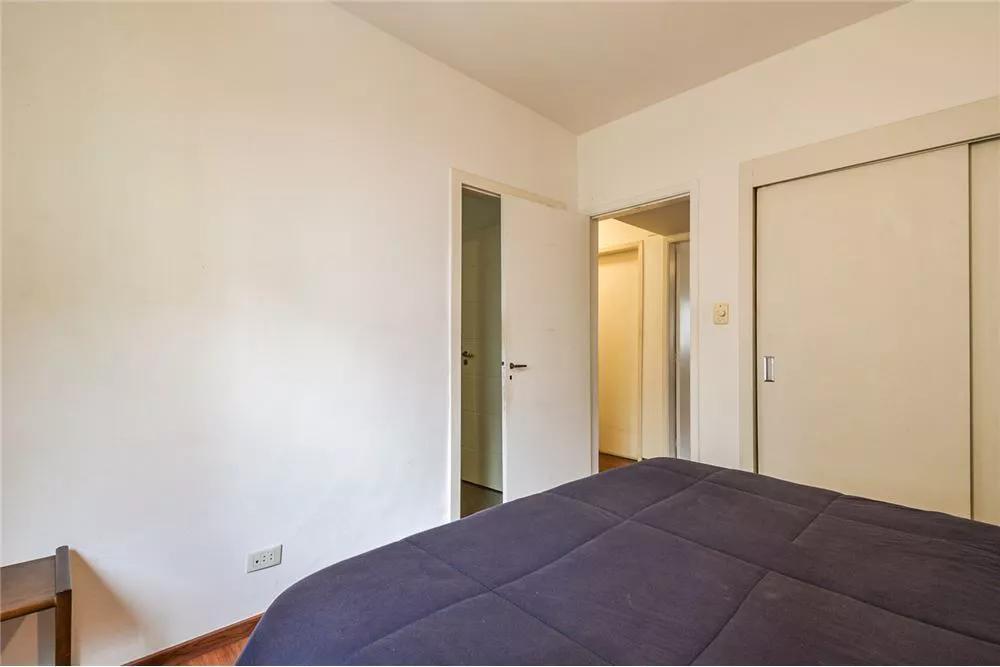 Apartamento à venda com 3 quartos, 113m² - Foto 2