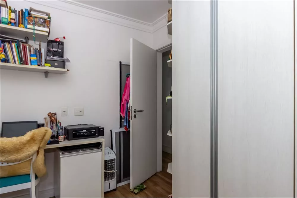 Apartamento à venda com 3 quartos, 101m² - Foto 4