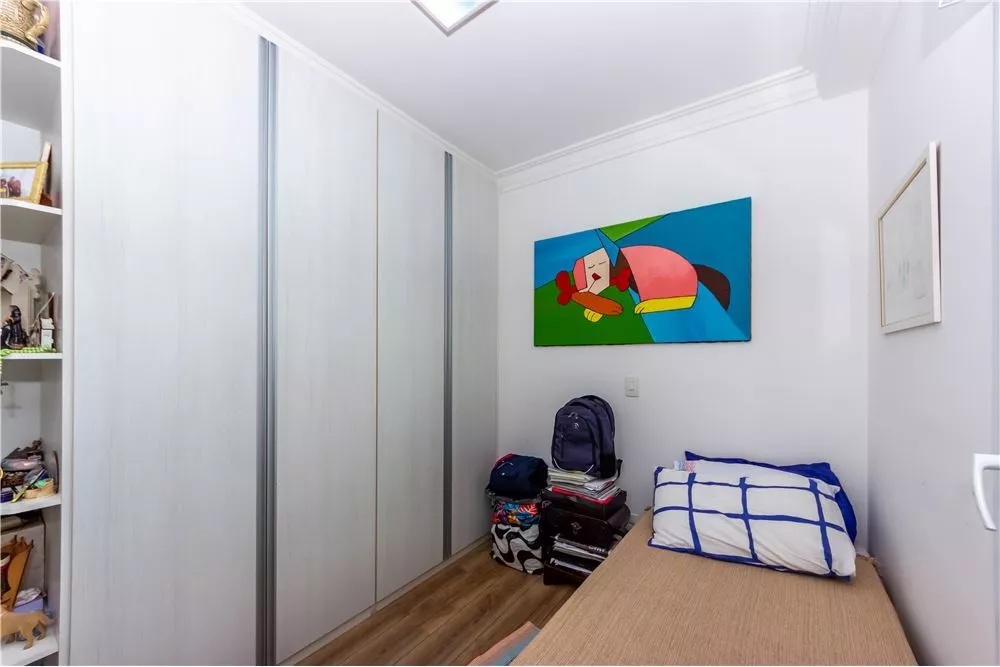 Apartamento à venda com 3 quartos, 101m² - Foto 3