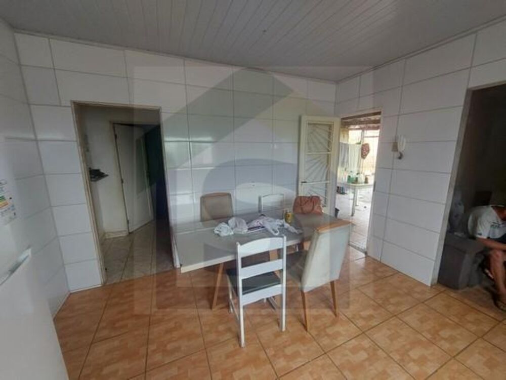 Casa à venda com 1 quarto, 60m² - Foto 4