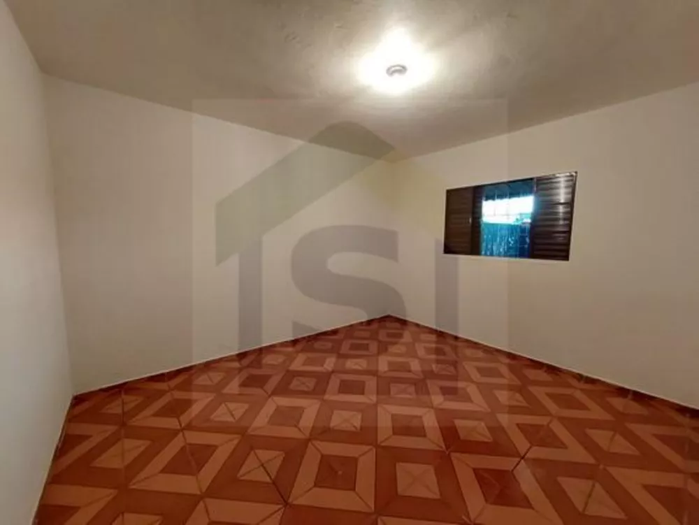 Casa à venda com 1 quarto, 75m² - Foto 4