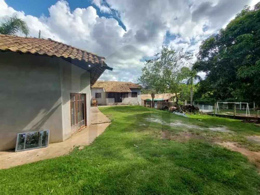 Chácara, 2 quartos, 2000 m² - Foto 1