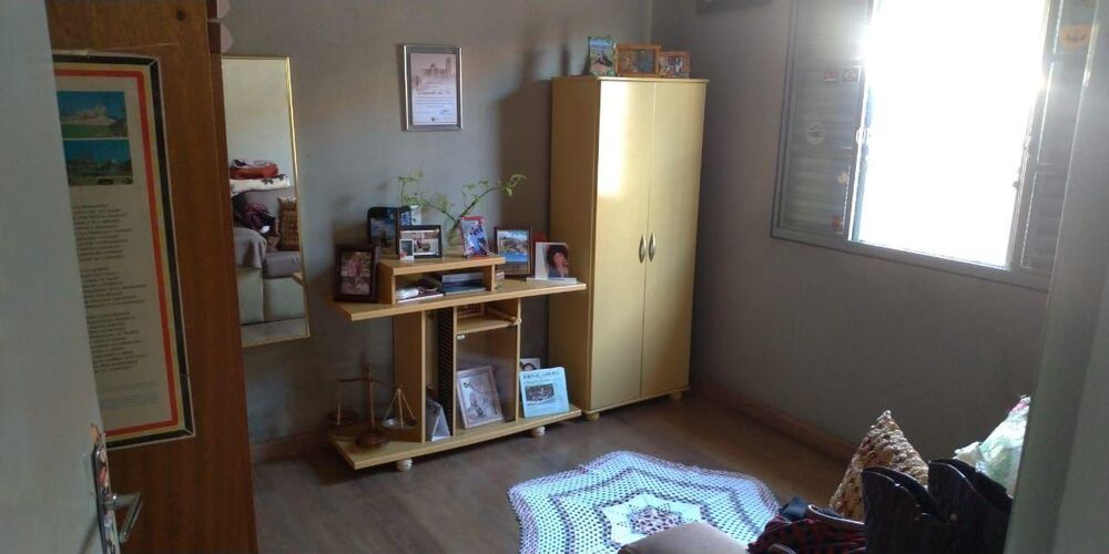 Casa à venda com 2 quartos, 180m² - Foto 9