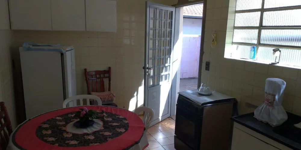 Casa, 2 quartos, 180 m² - Foto 17