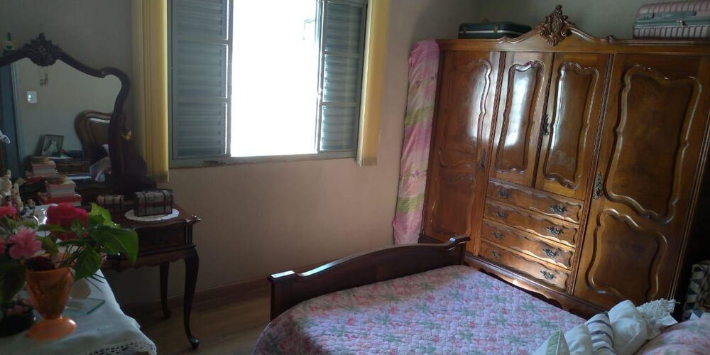 Casa à venda com 2 quartos, 180m² - Foto 7