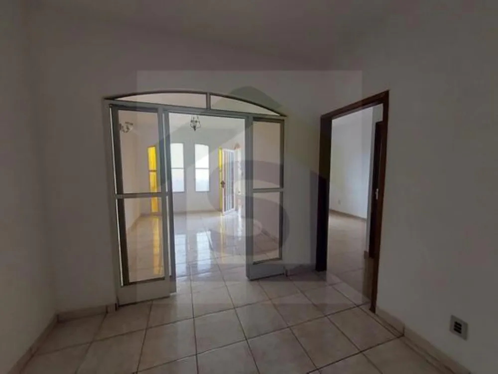 Casa, 3 quartos, 110 m² - Foto 1