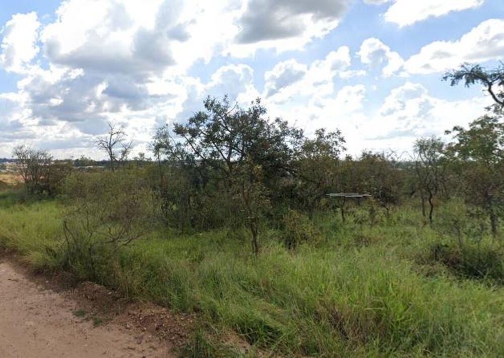 Loteamento e Condomínio, 200 m² - Foto 1