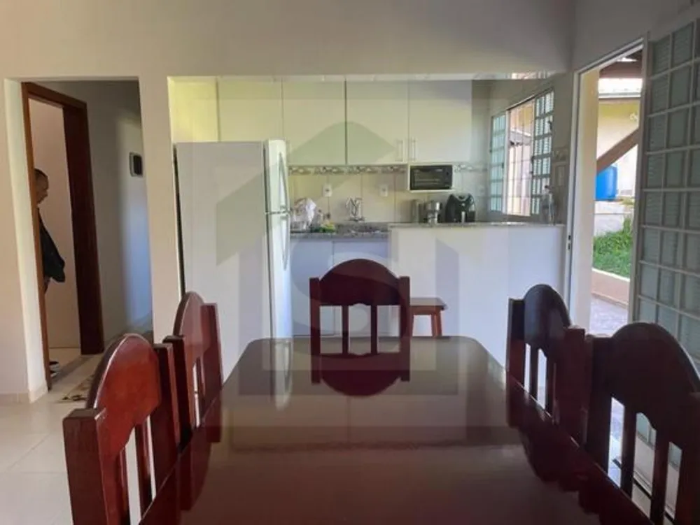 Casa, 3 quartos, 225 m² - Foto 2