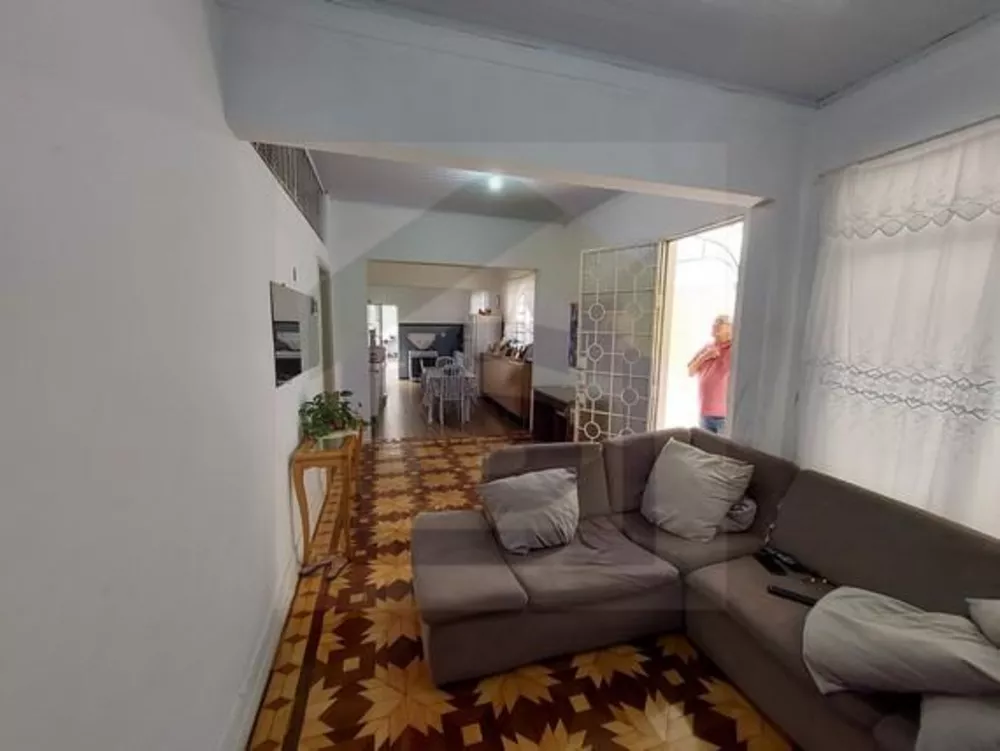 Casa à venda com 4 quartos, 163m² - Foto 3