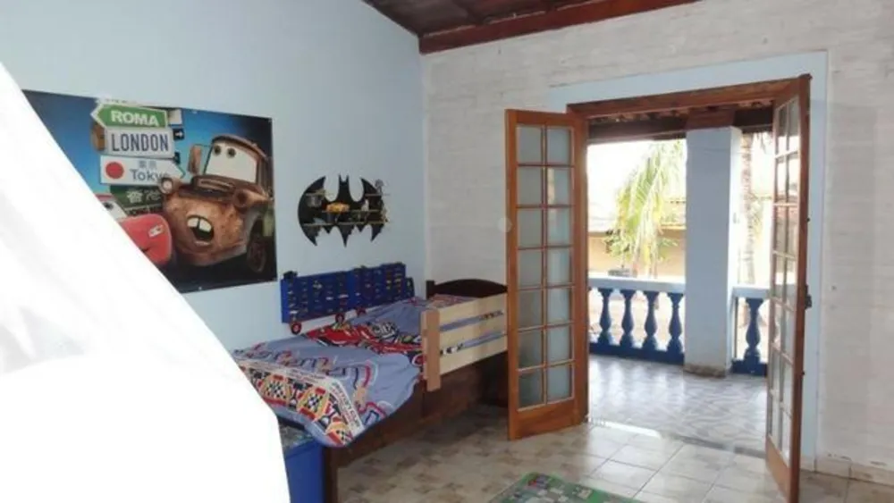 Casa, 3 quartos, 270 m² - Foto 1