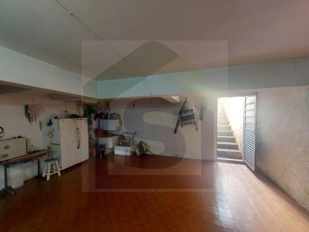 Casa à venda com 3 quartos, 200m² - Foto 4