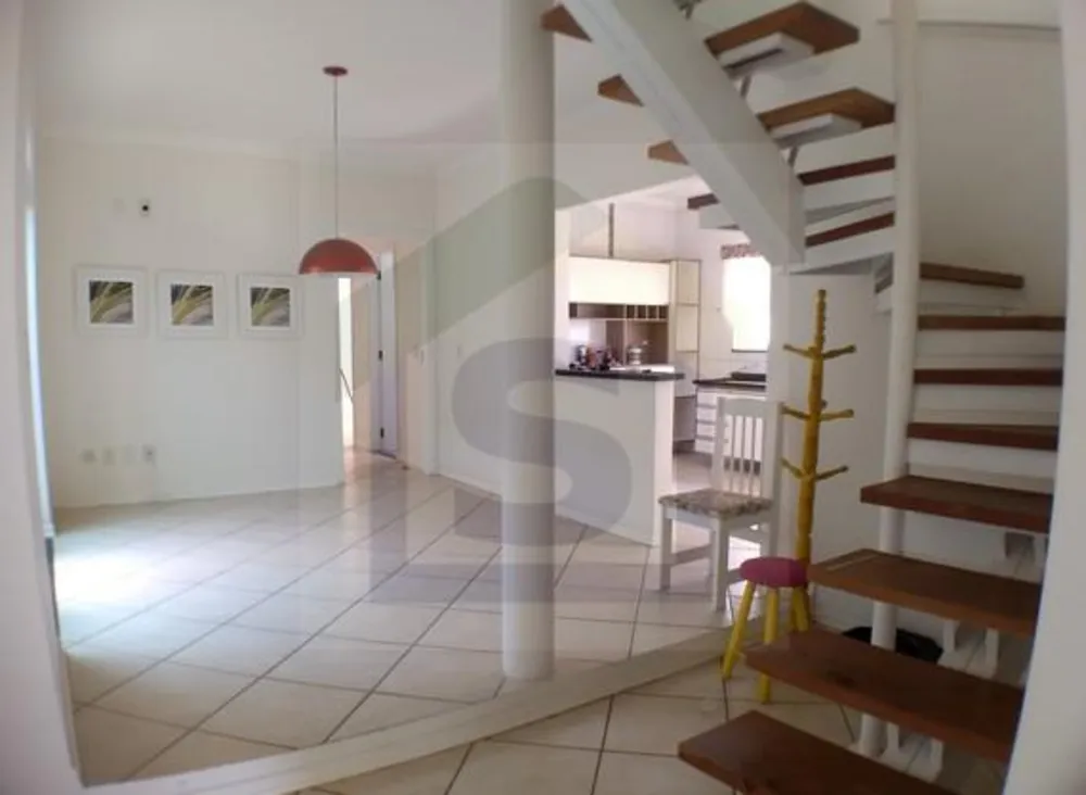 Casa, 3 quartos, 250 m² - Foto 4