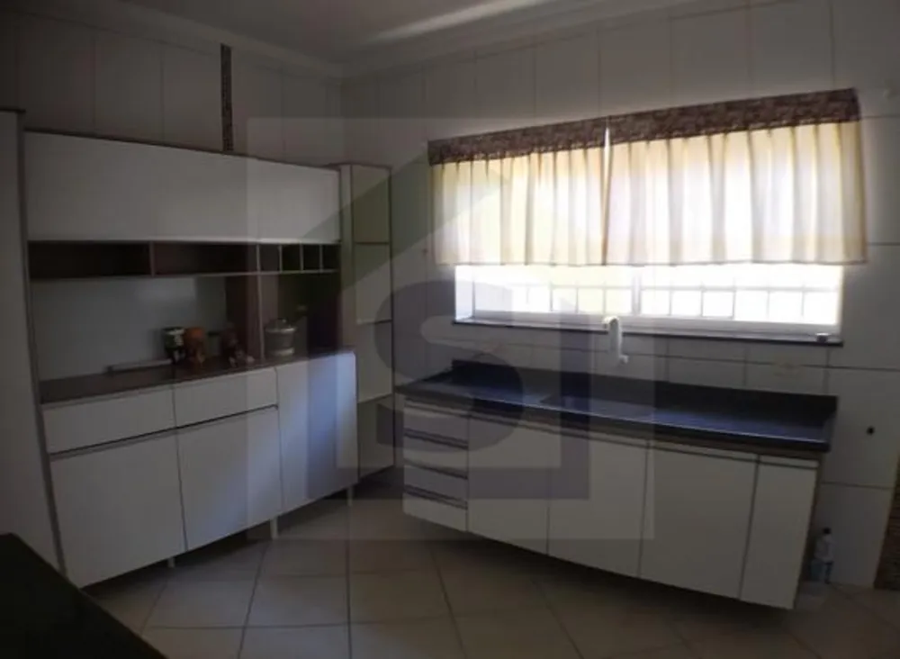 Casa, 3 quartos, 250 m² - Foto 6