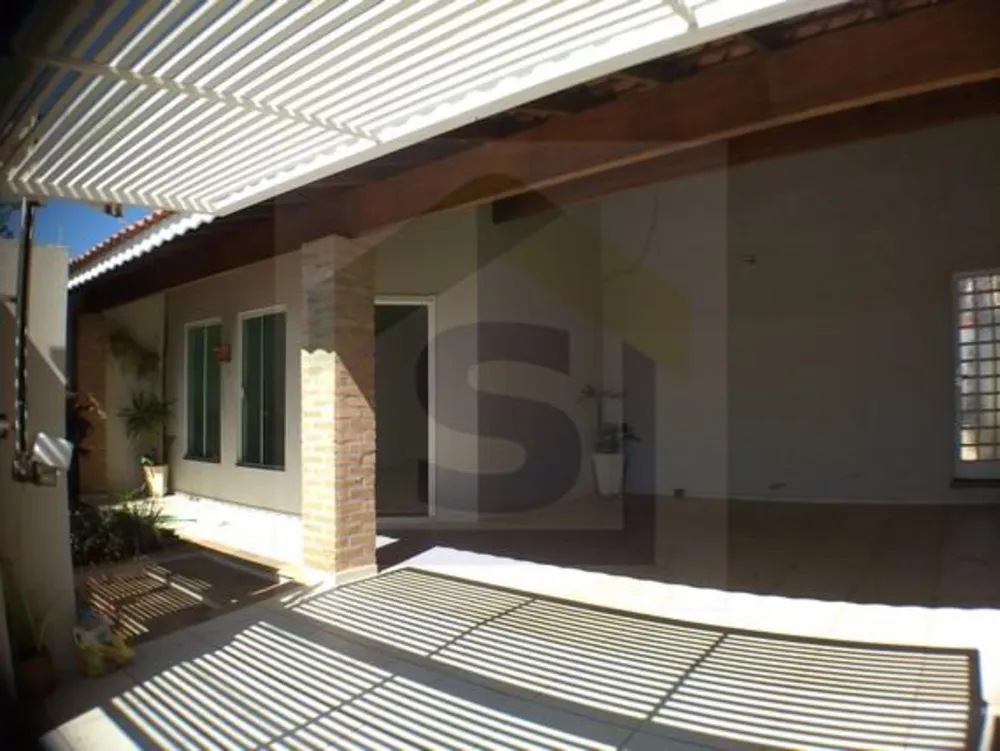 Casa, 3 quartos, 250 m² - Foto 2