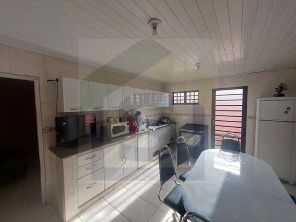 Casa, 3 quartos, 110 m² - Foto 2