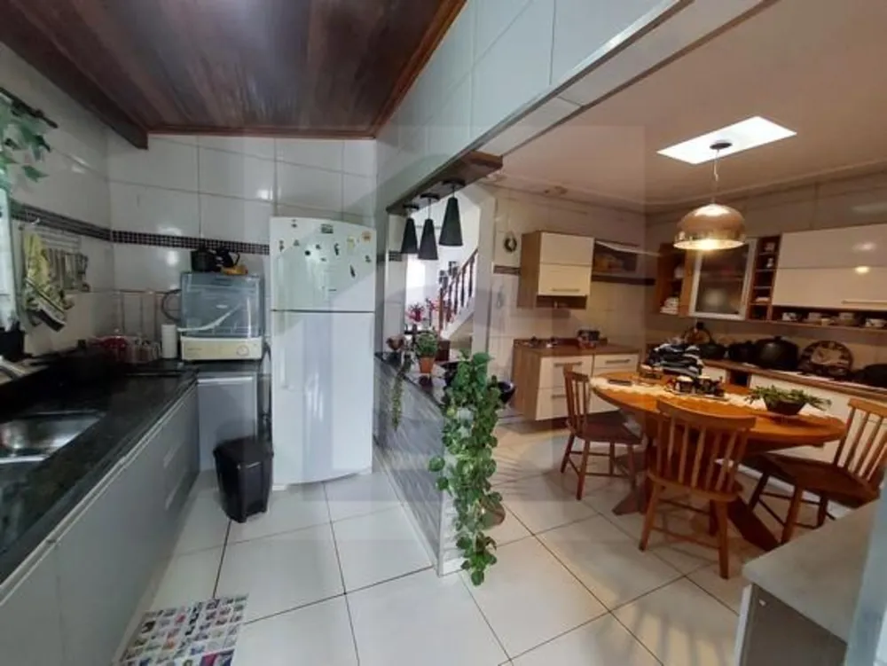 Casa, 11 quartos, 140 m² - Foto 4