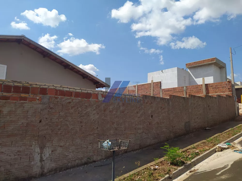 Casa à venda com 2 quartos, 54m² - Foto 2