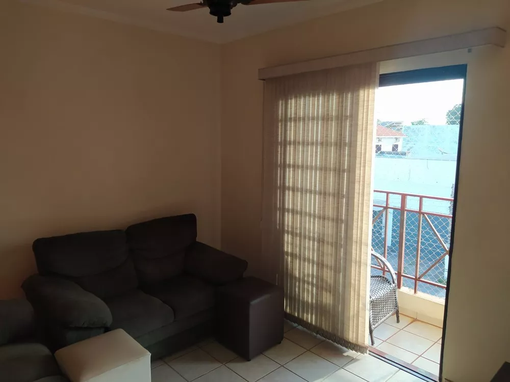 Apartamento à venda com 2 quartos, 63m² - Foto 8