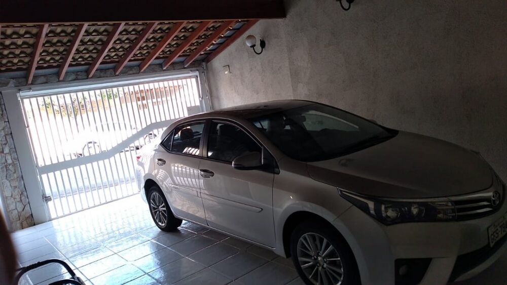 Casa à venda com 3 quartos, 147m² - Foto 3