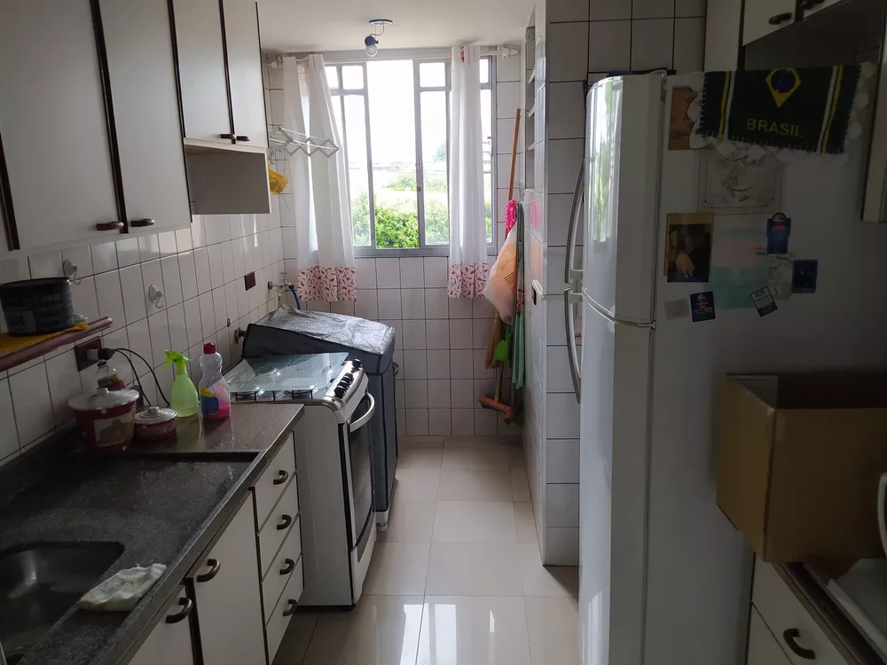 Apartamento à venda com 3 quartos, 70m² - Foto 4