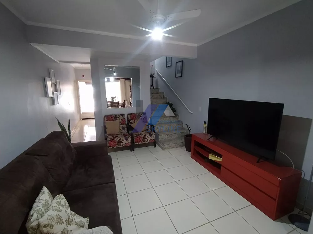 Casa de Condomínio à venda com 2 quartos, 90m² - Foto 5