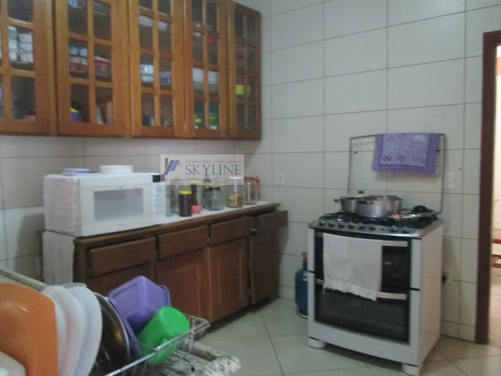 Casa, 3 quartos, 243 m² - Foto 11