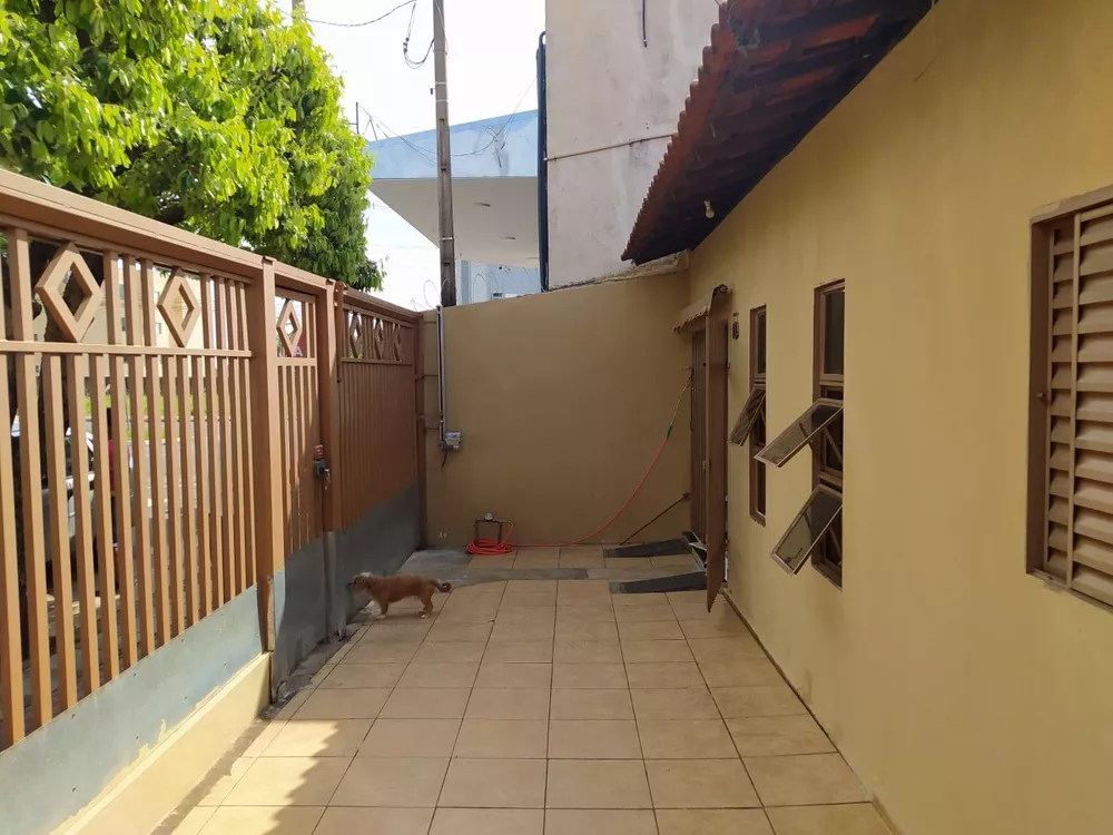 Casa à venda com 2 quartos, 120m² - Foto 3