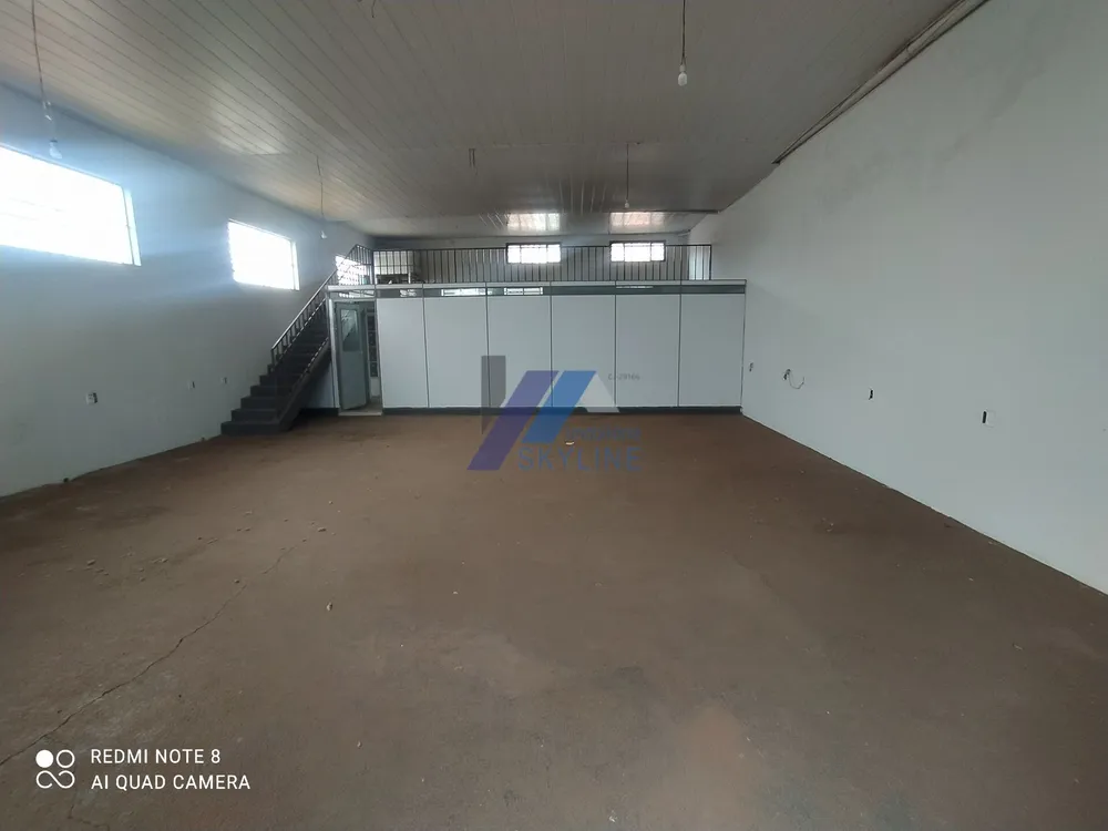 Loja-Salão, 235 m² - Foto 1