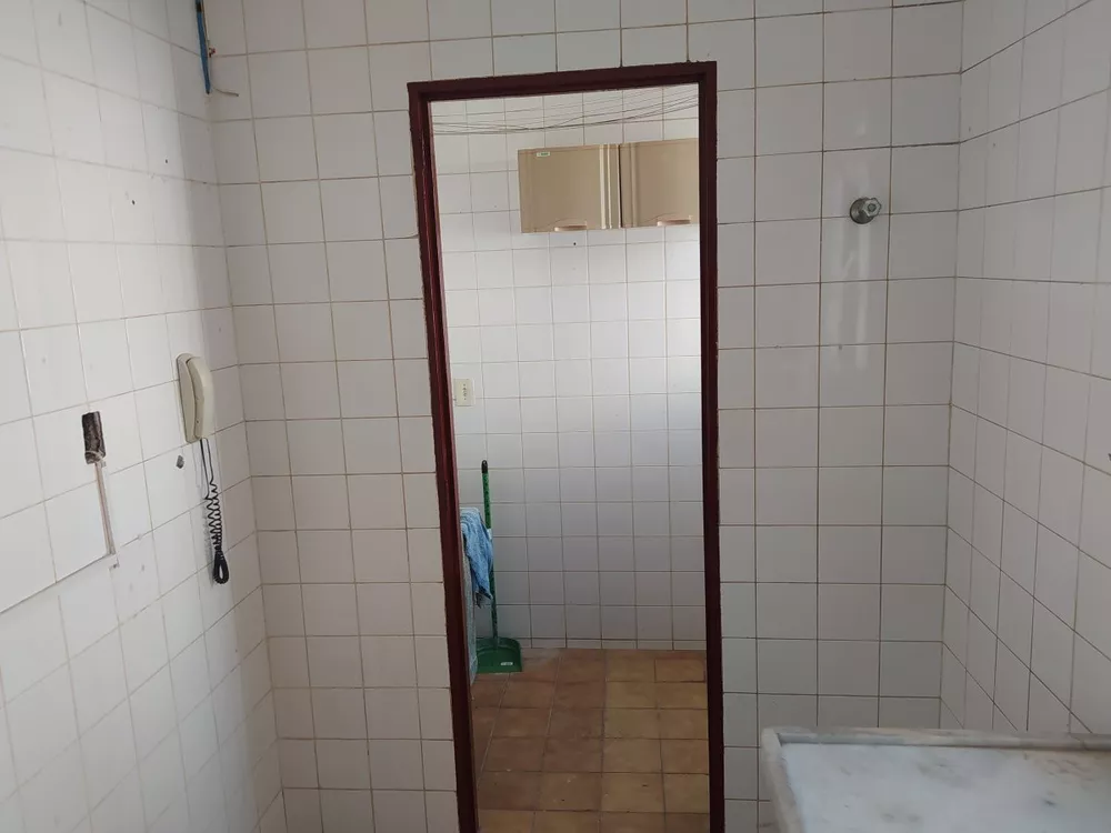 Apartamento à venda com 2 quartos, 55m² - Foto 11