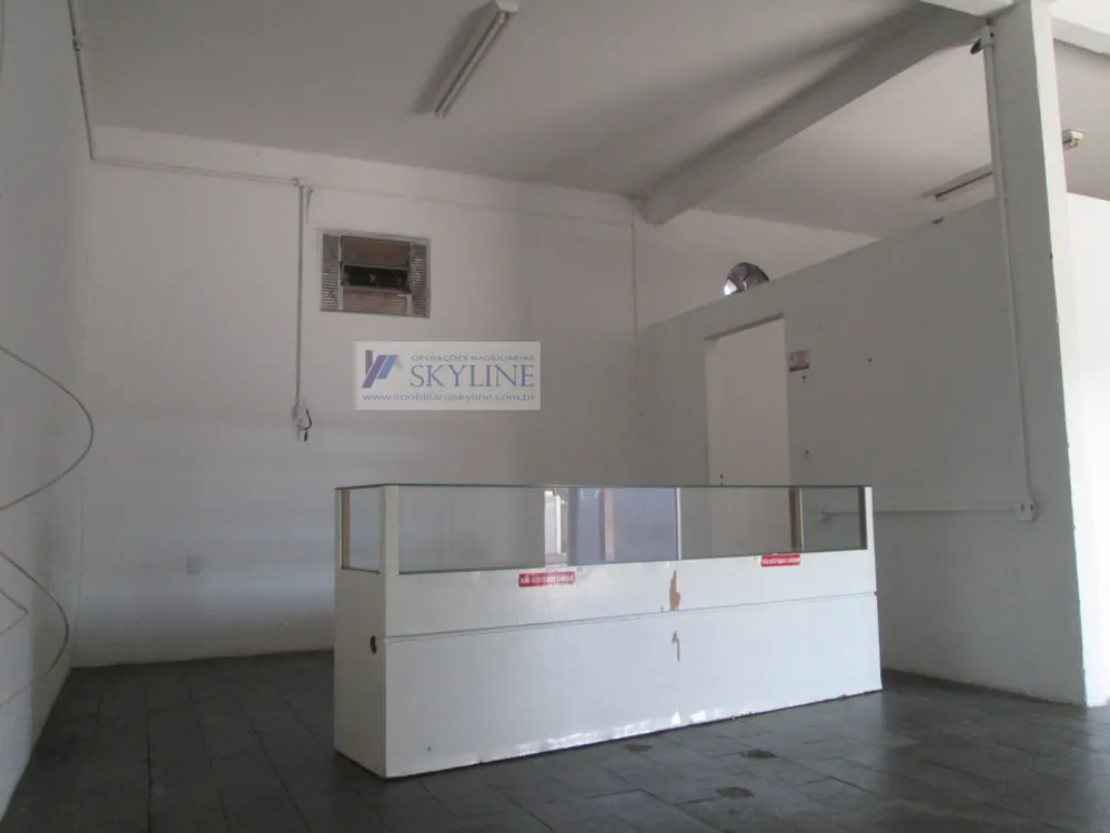 Sobrado, 3 quartos, 270 m² - Foto 1