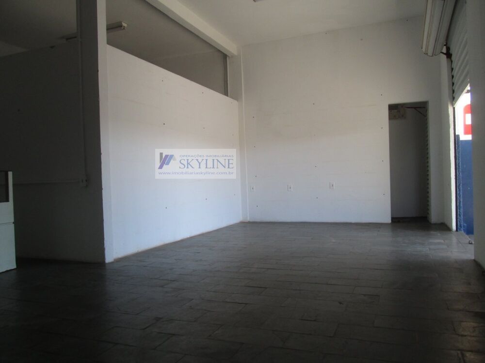 Sobrado à venda com 3 quartos, 270m² - Foto 1