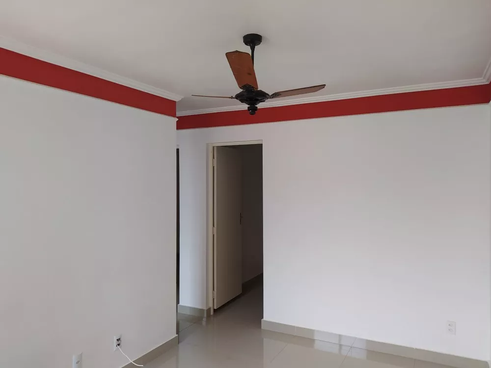 Apartamento à venda com 2 quartos, 45m² - Foto 2