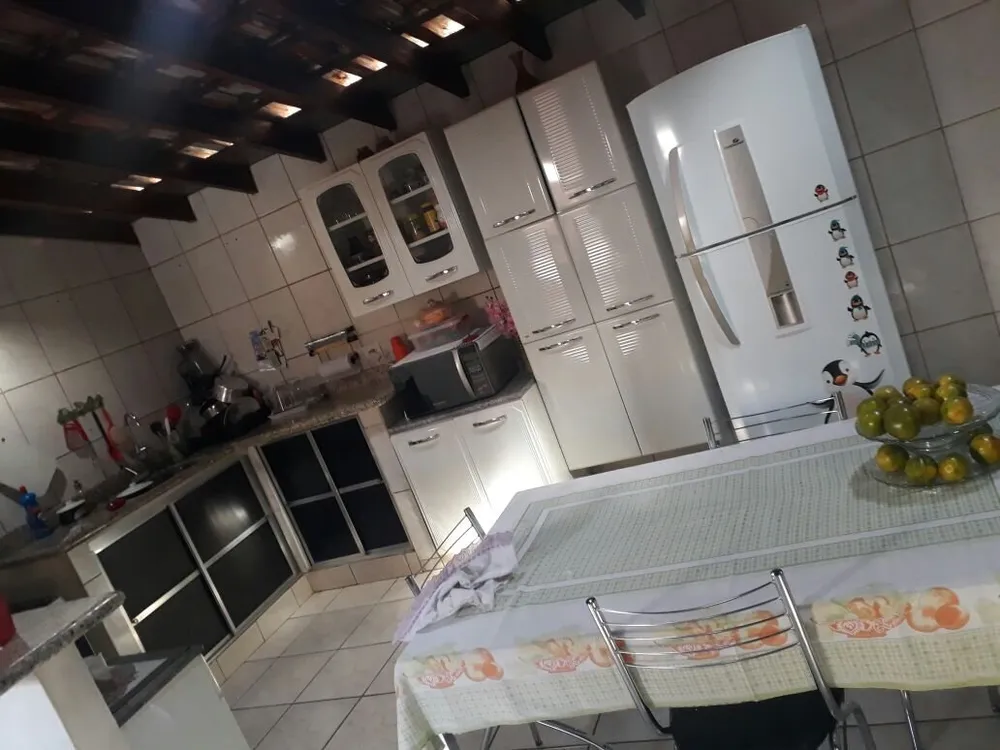 Casa, 3 quartos, 200 m² - Foto 8