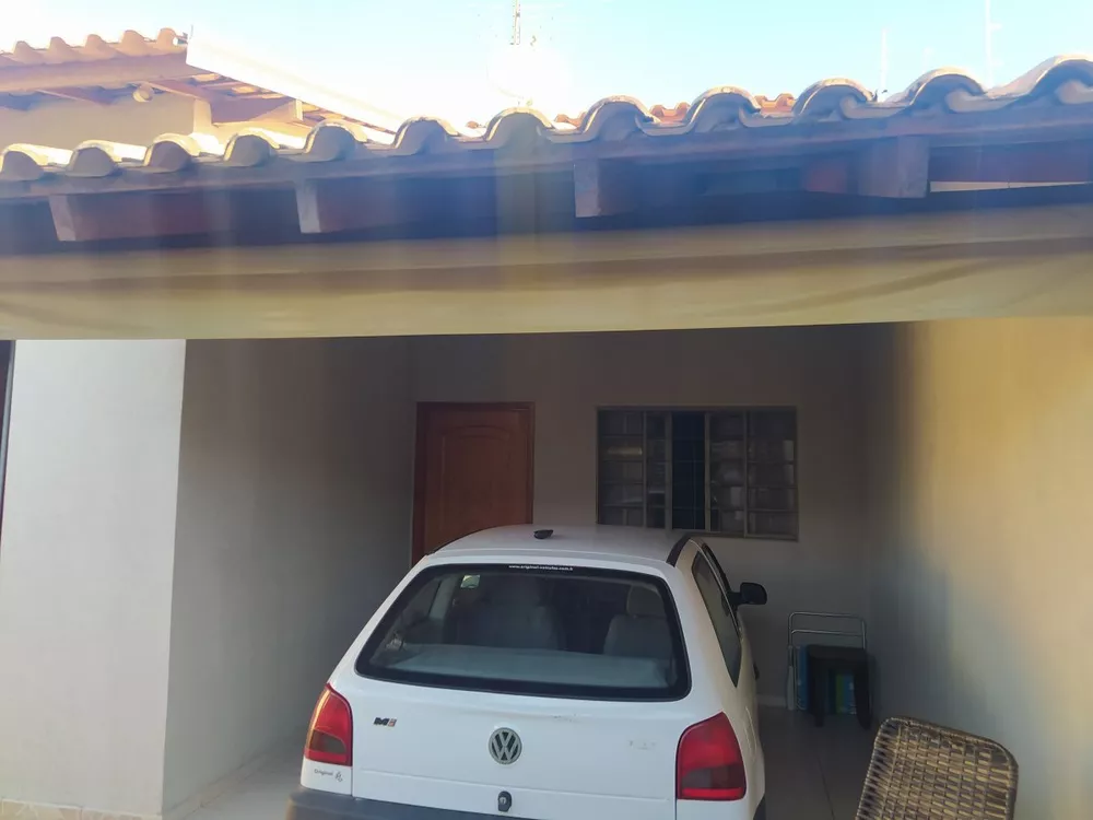 Casa à venda com 2 quartos, 80m² - Foto 2